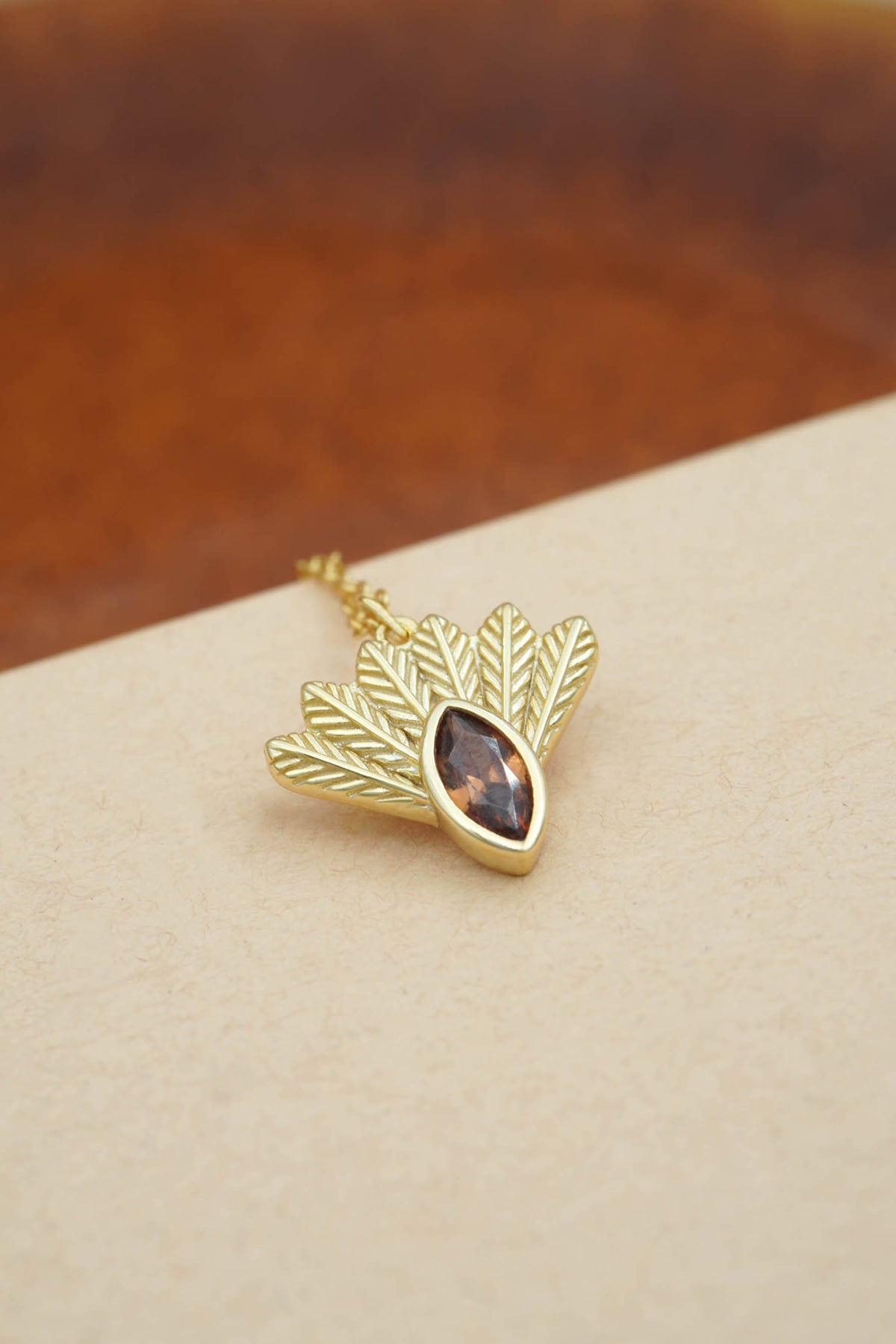 Fantail Messenger Necklace Brown - Gold