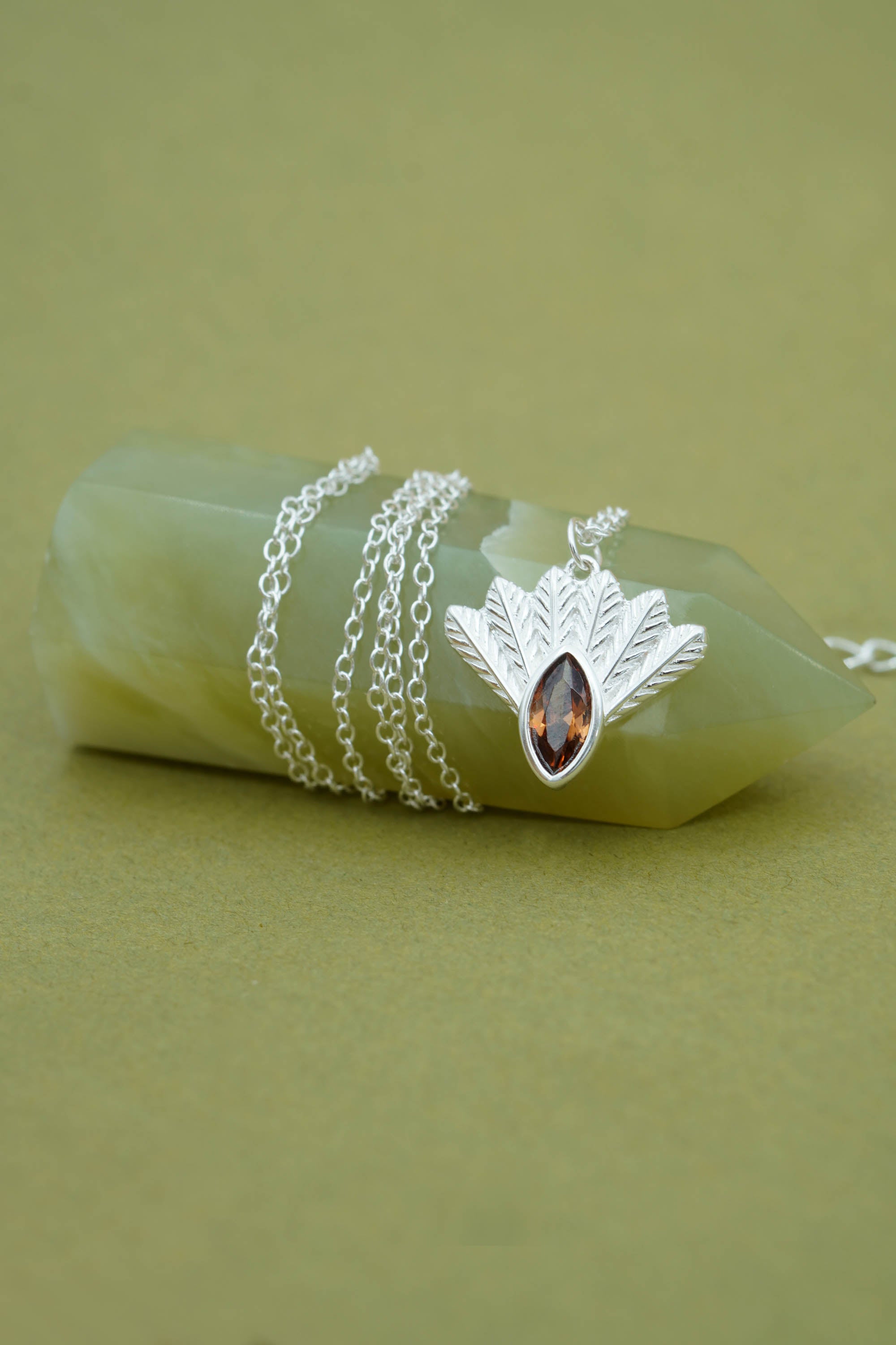 Fantail Messenger Necklace Brown - Silver
