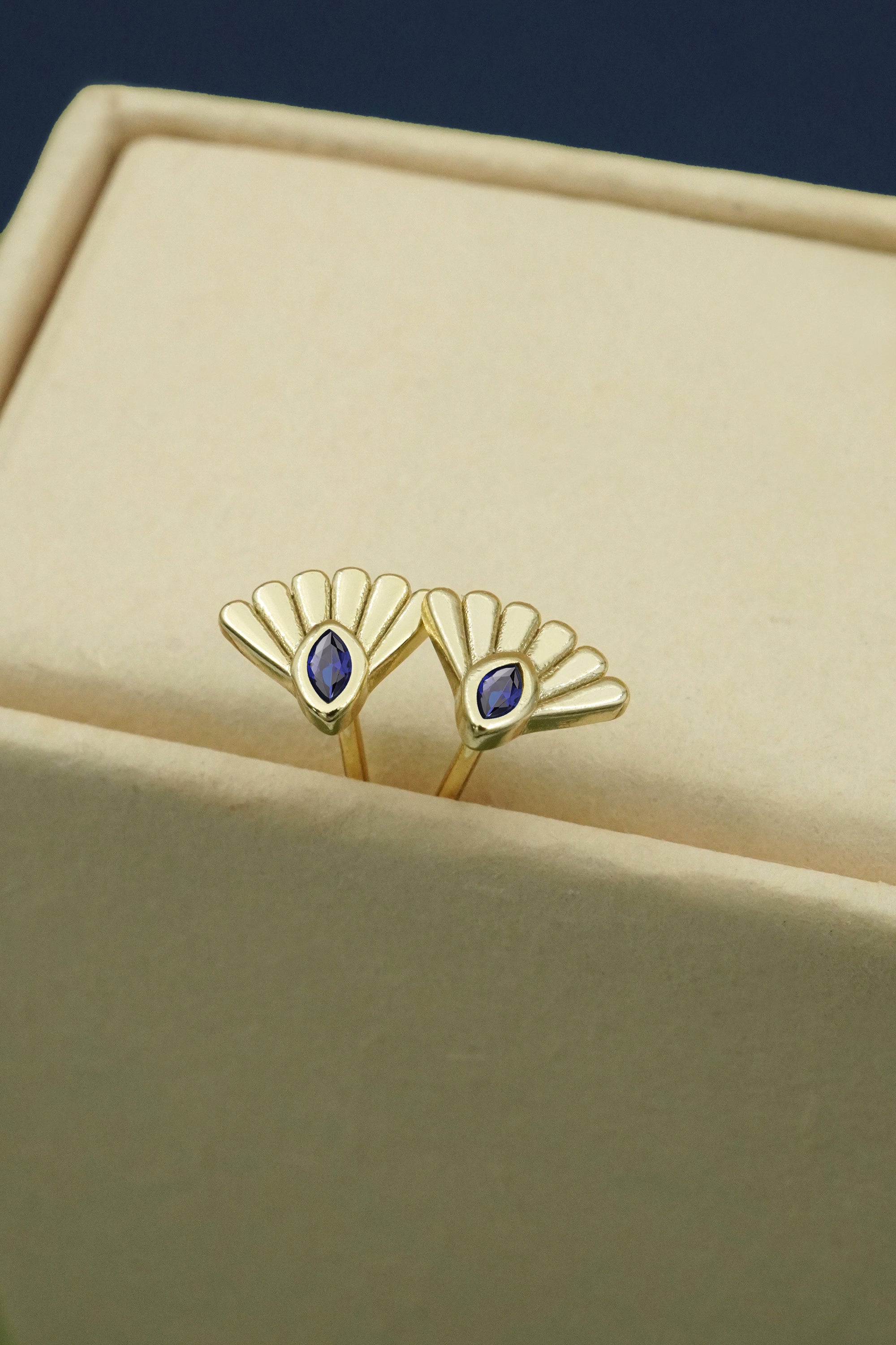 Fantail Studs Blue - Gold