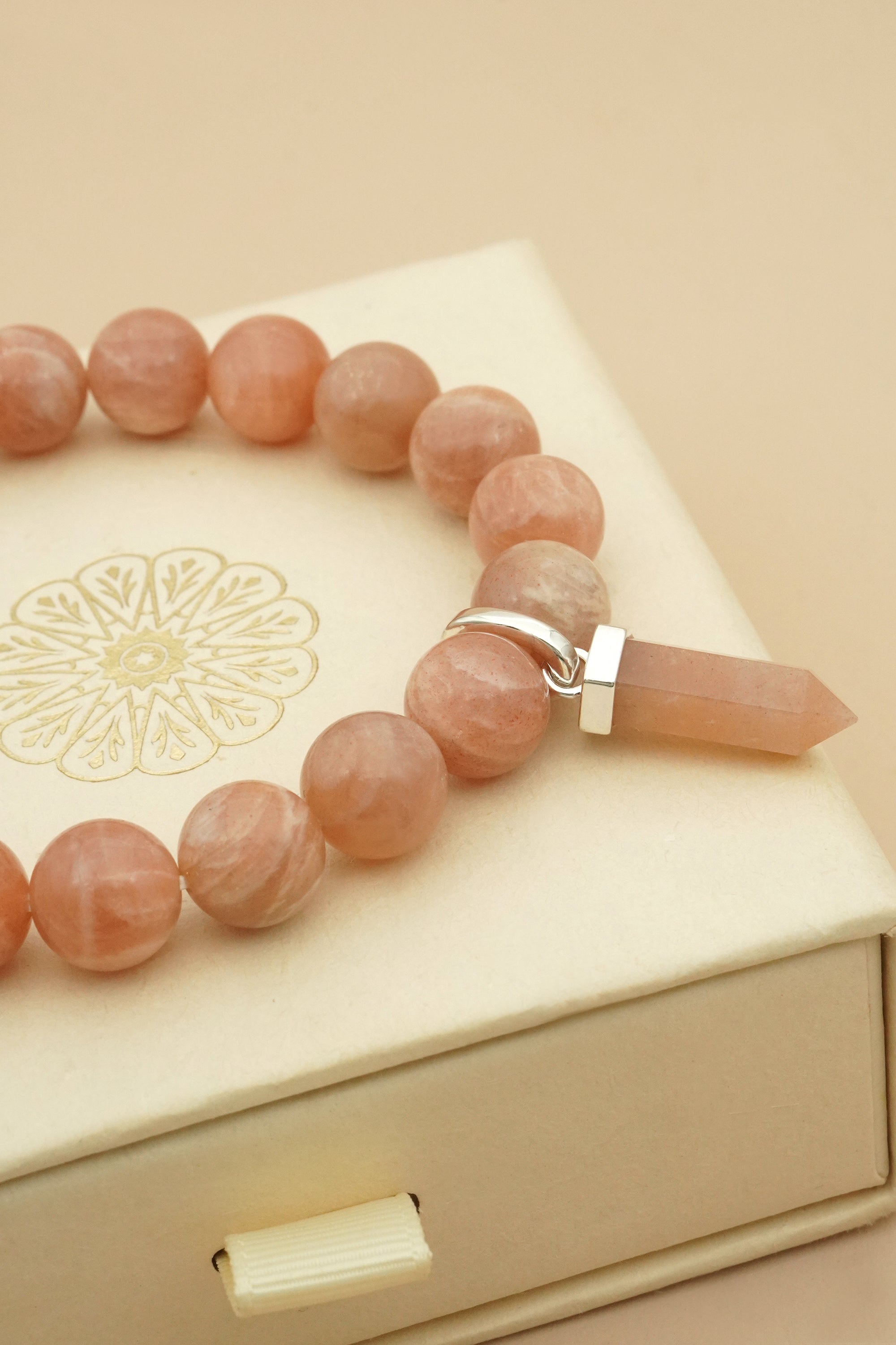 Intuitive Soul Peach Moonstone Bracelet - Silver
