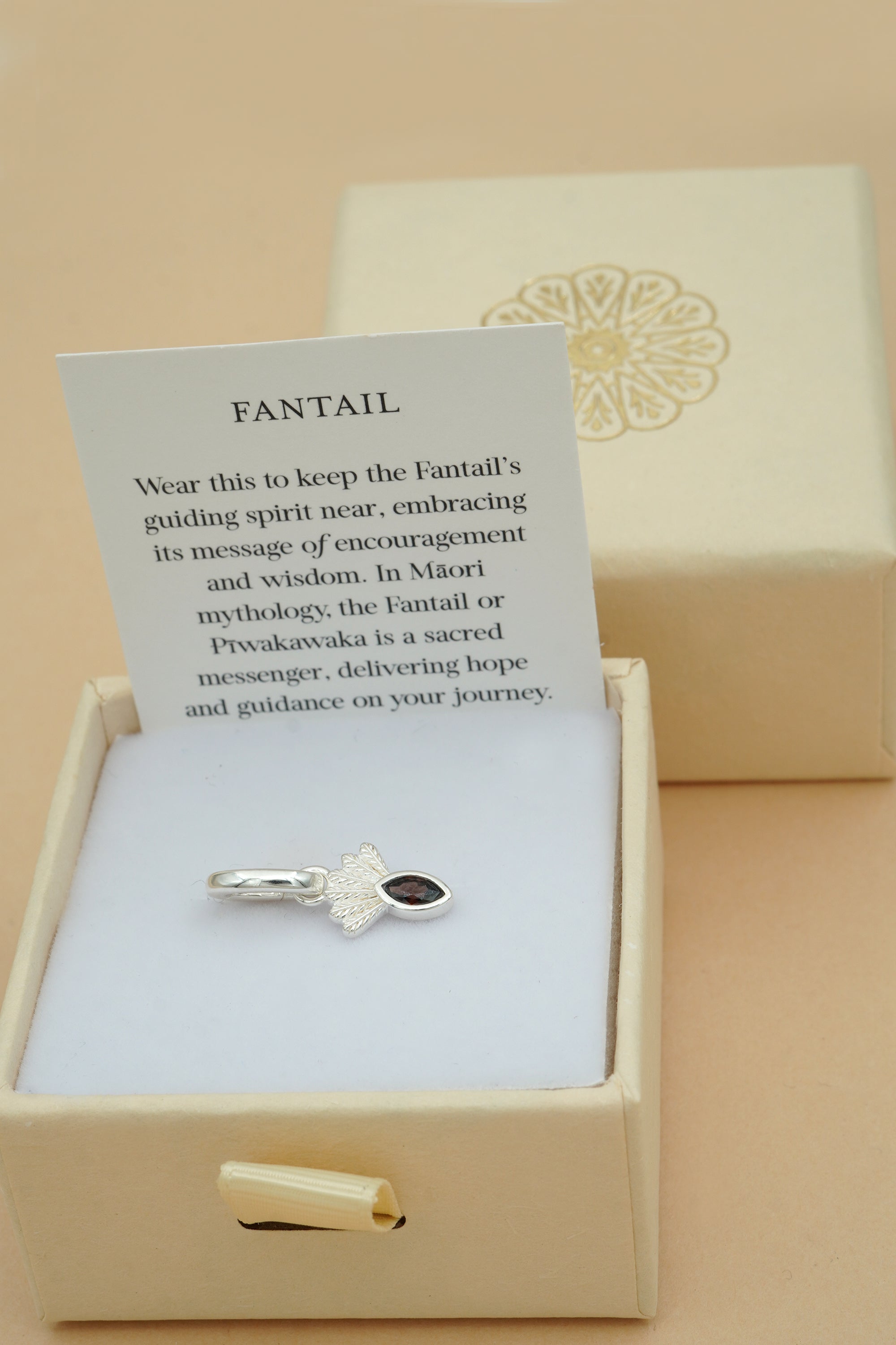 Fantail Charm Brown - Silver