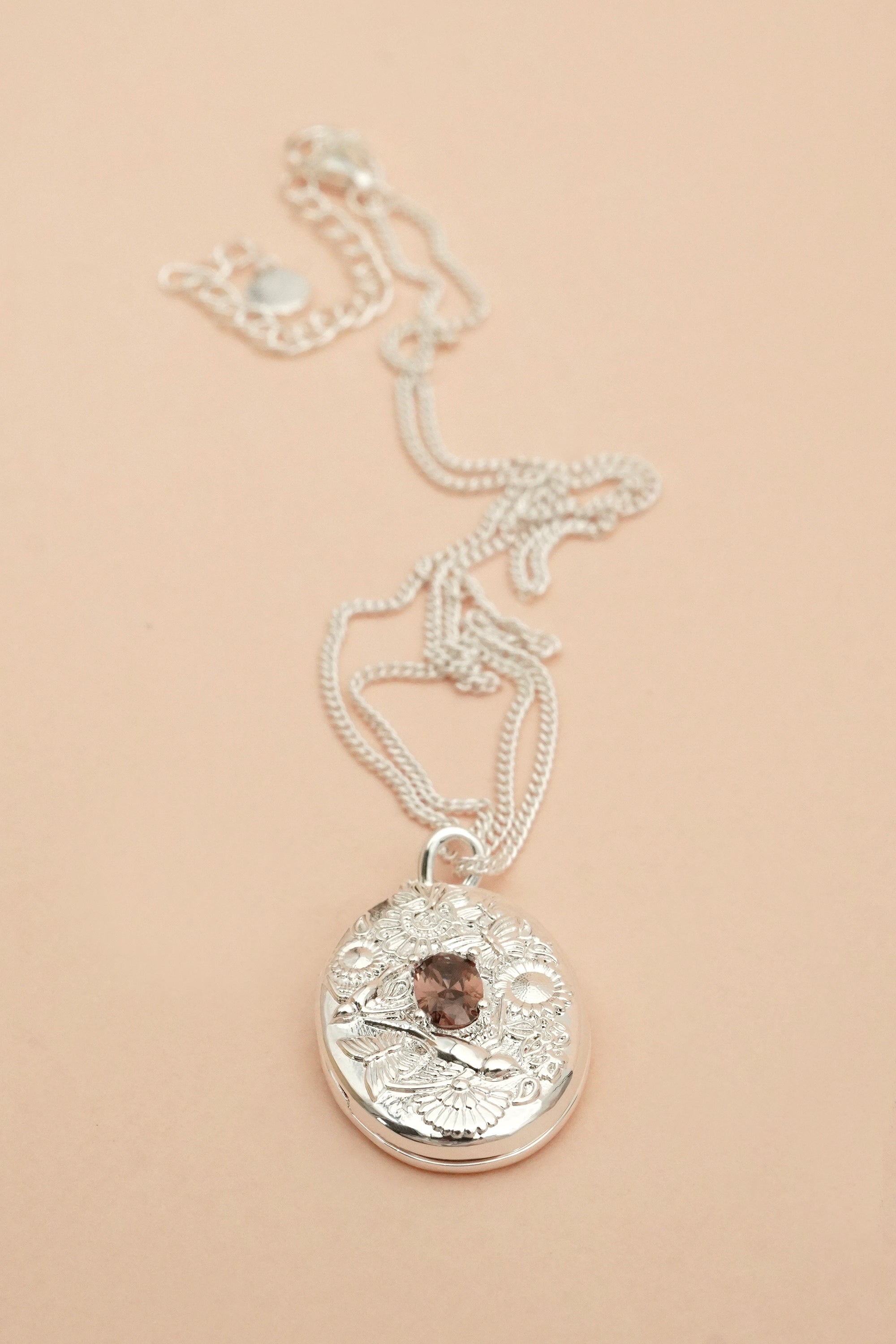 In Her Garden Locket - Silver