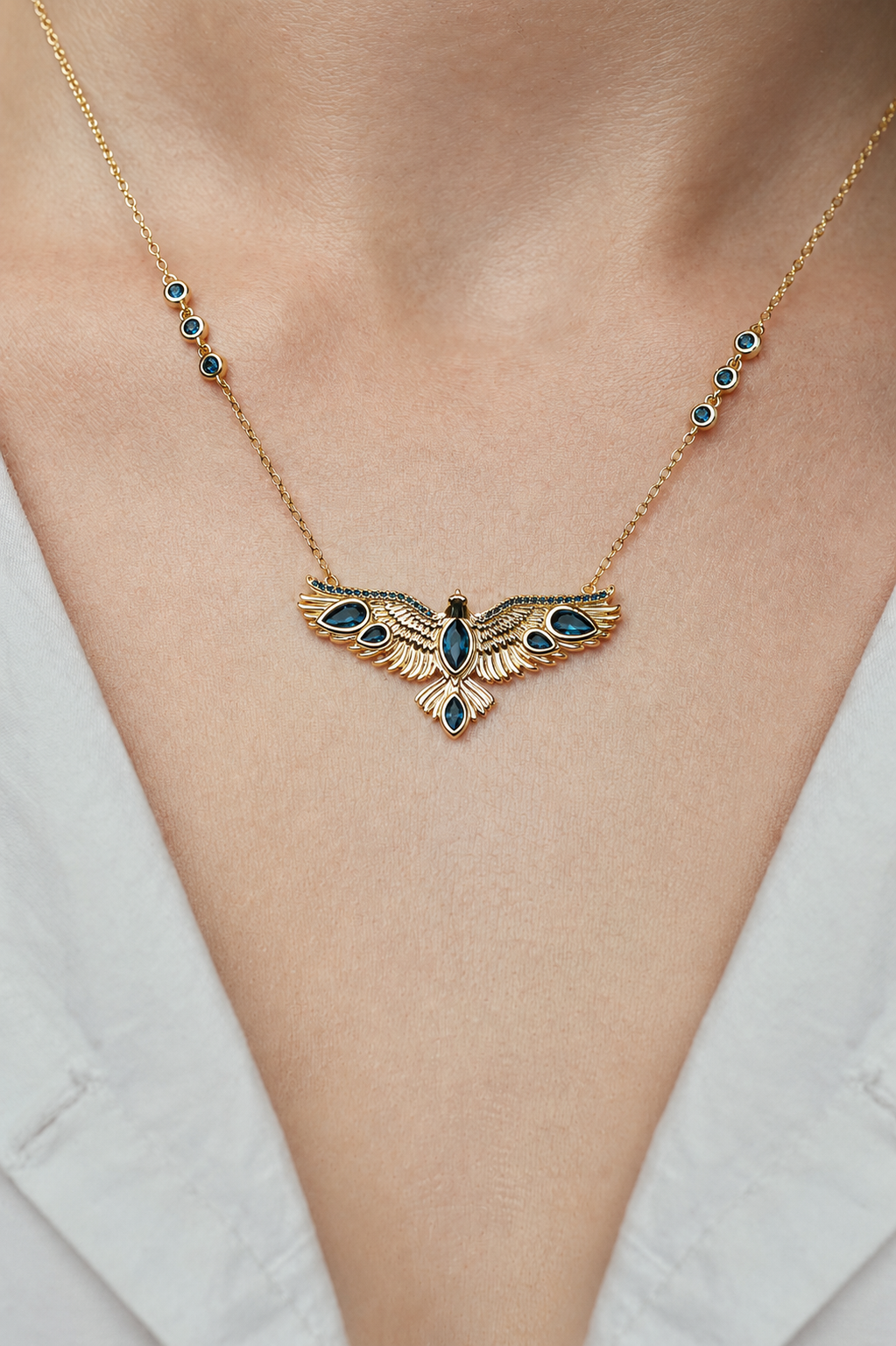 Soar Crystal Necklace London Blue - Gold