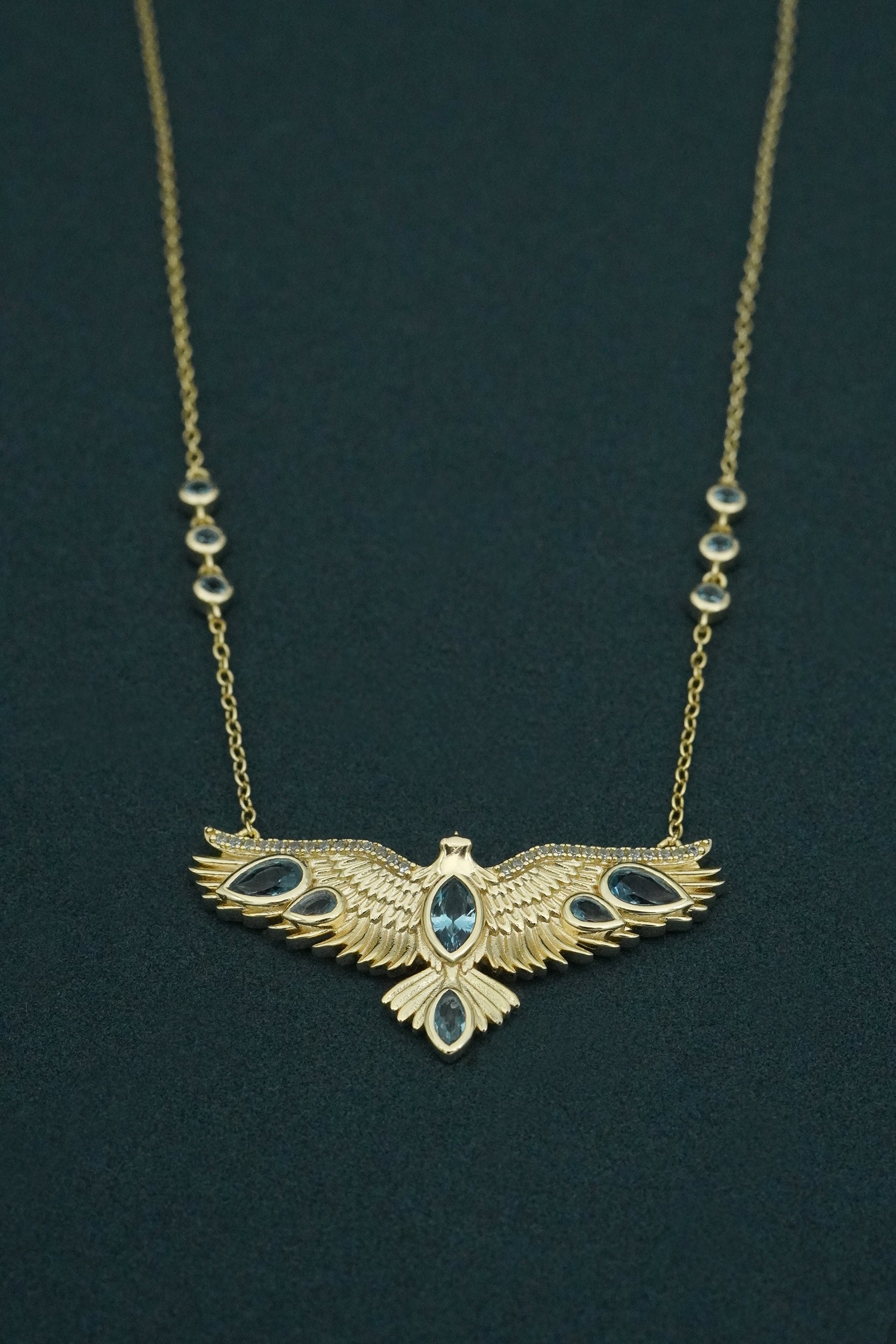 Soar Crystal Necklace London Blue - Gold