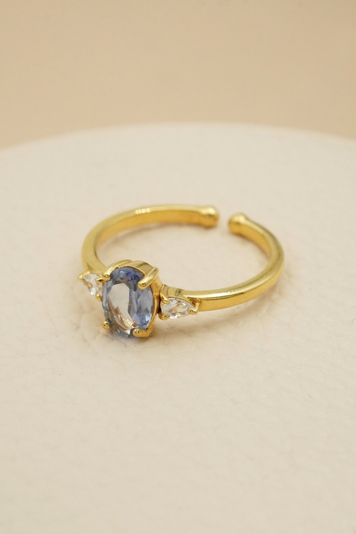 December Birthstone Ring - Gold