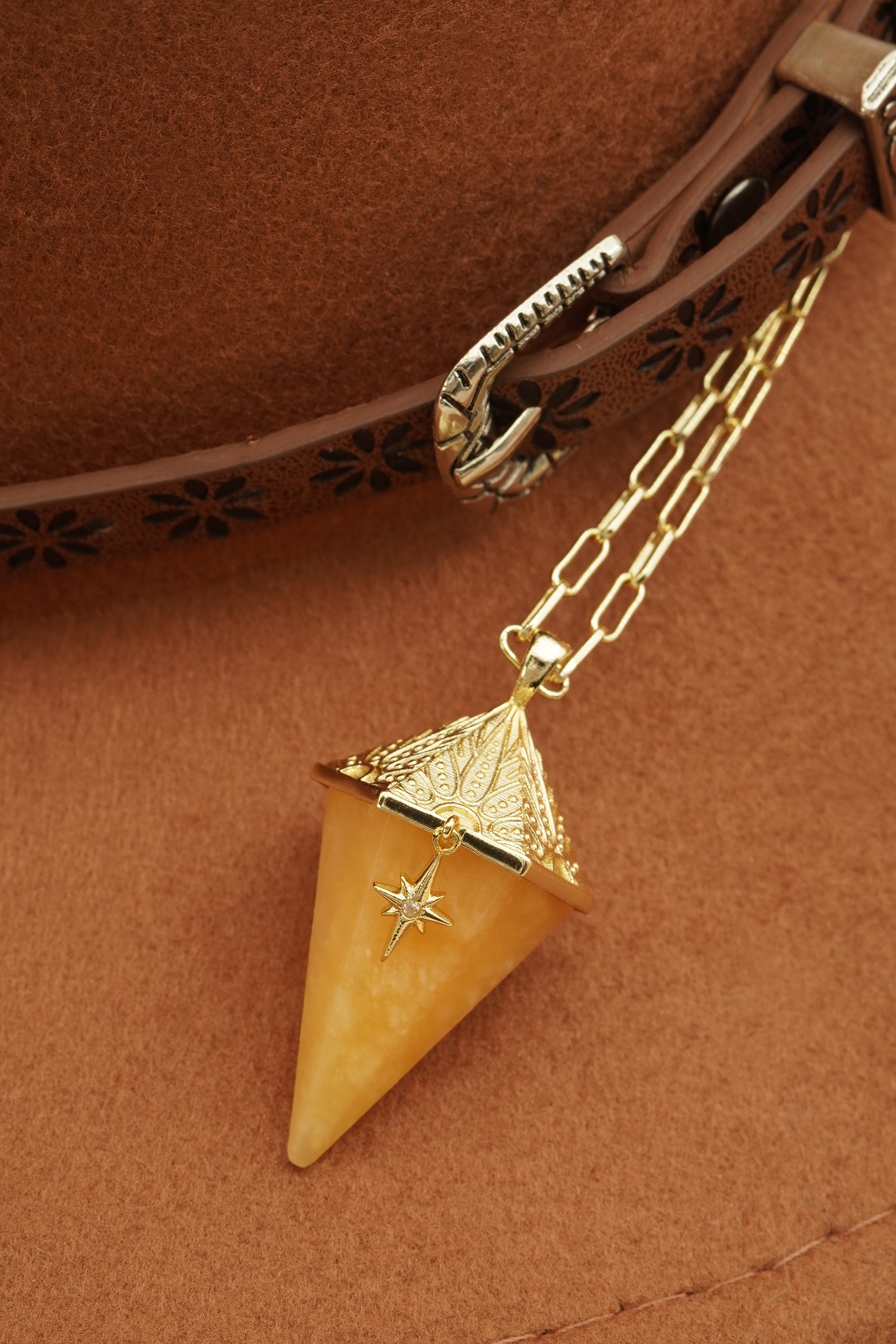 North Star Yellow Quartz Pendulum - Gold