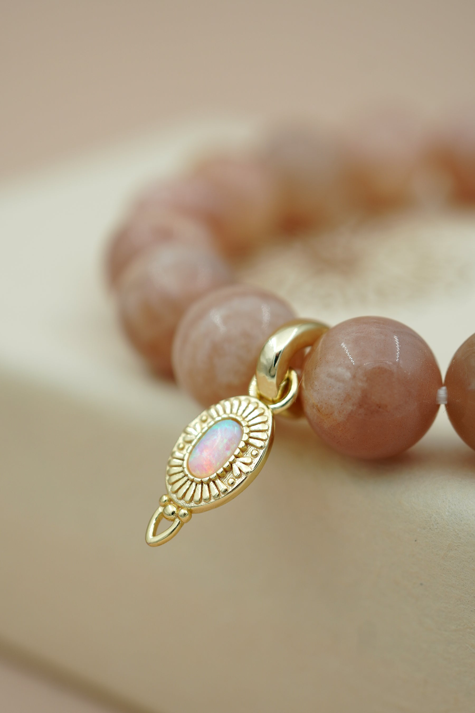 Be The Light Bracelet - Gold