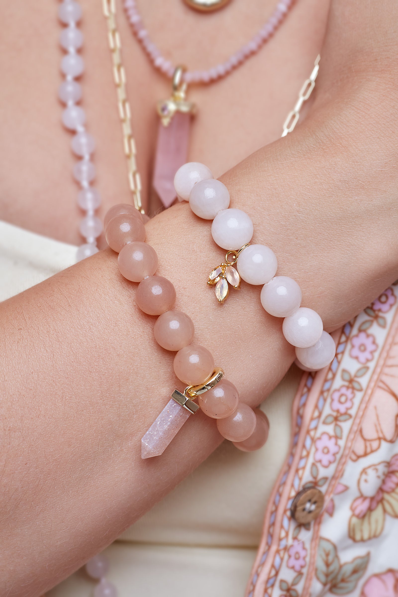 Intuitive Soul Peach Moonstone Bracelet - Gold