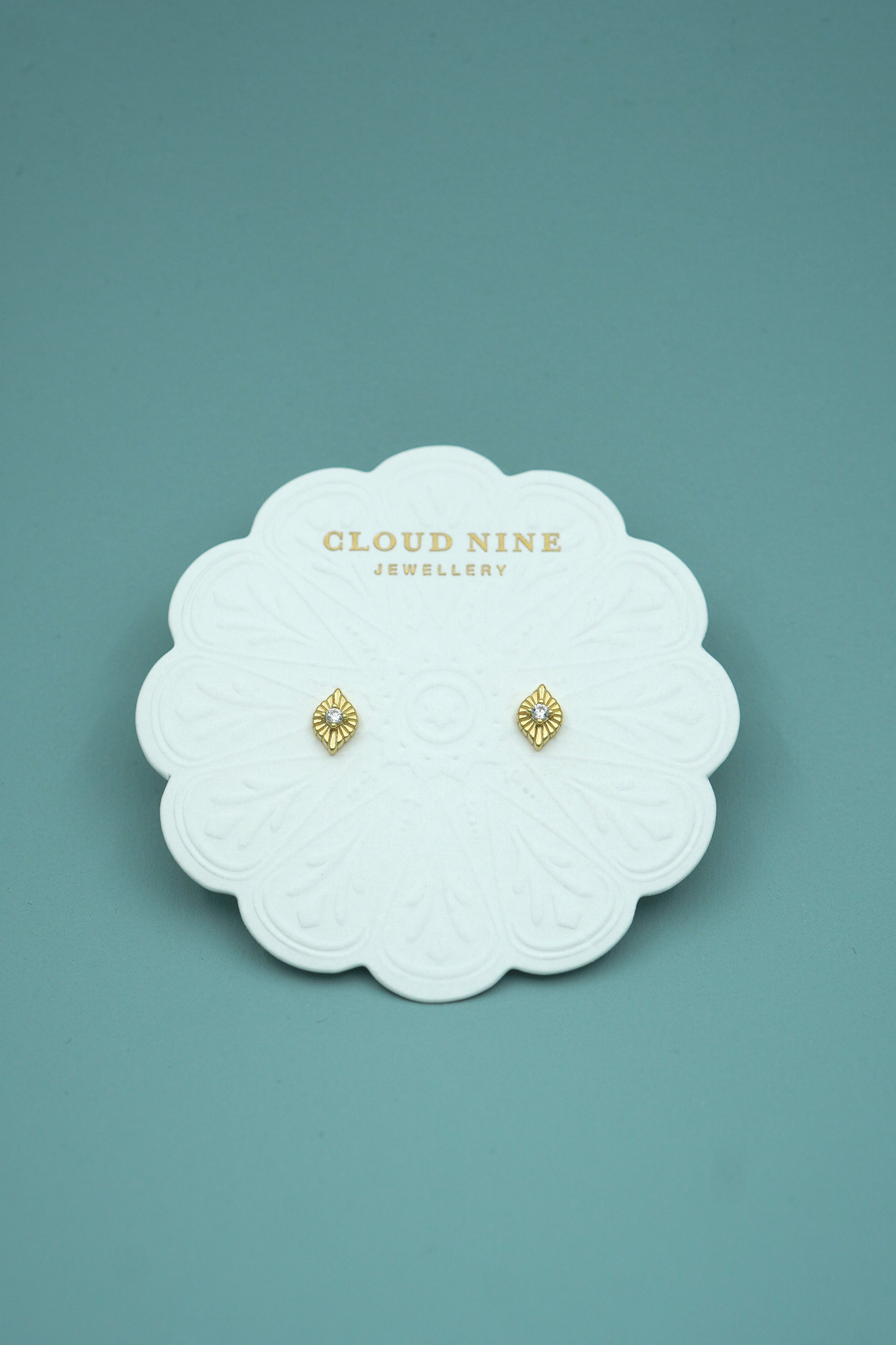 True Sight Studs - Gold