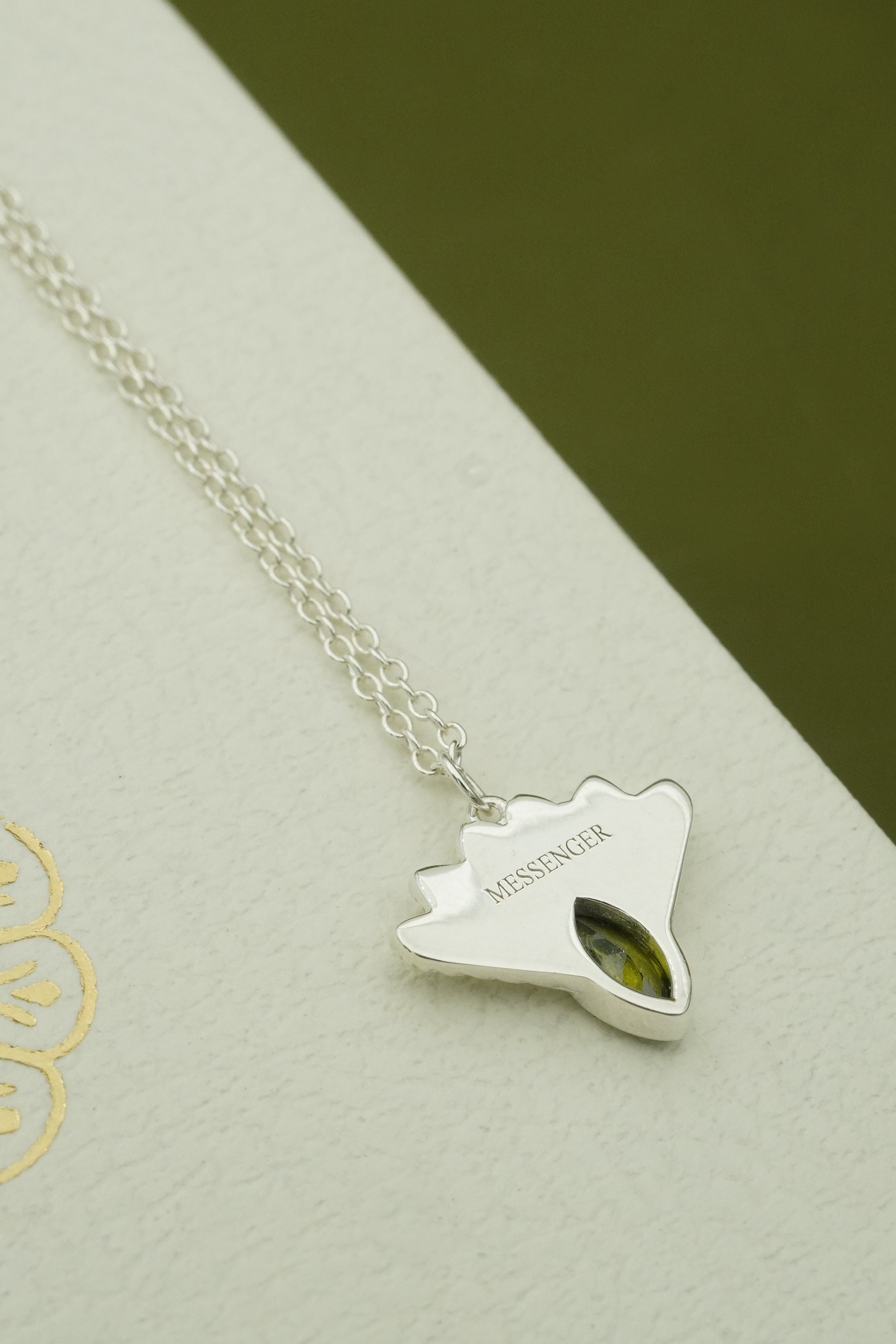 Fantail Messenger Necklace Olive - Silver