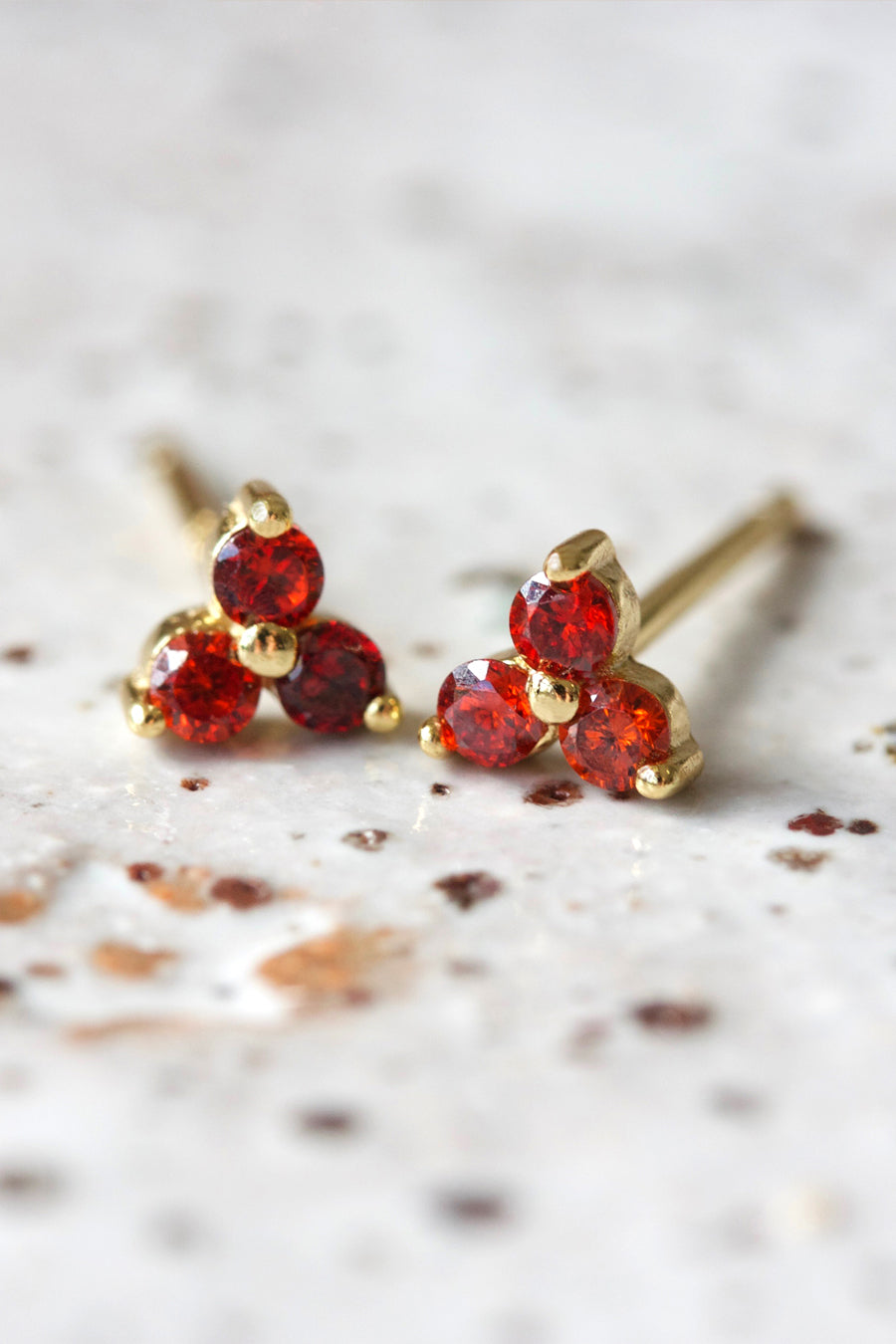 Gold Birthstone Studs - January/Garnet