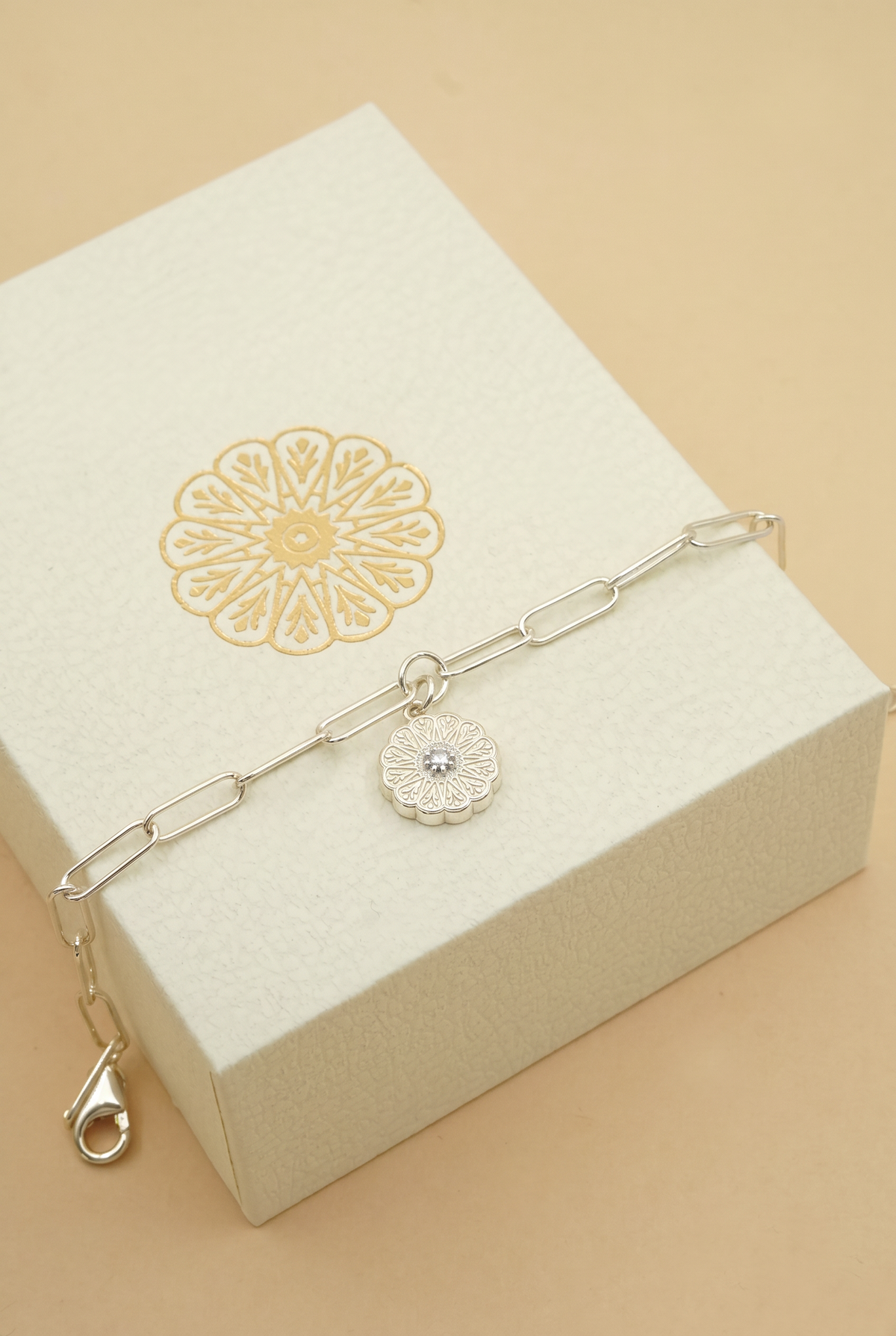 Silver Birthstone Bracelet - June/Pearl