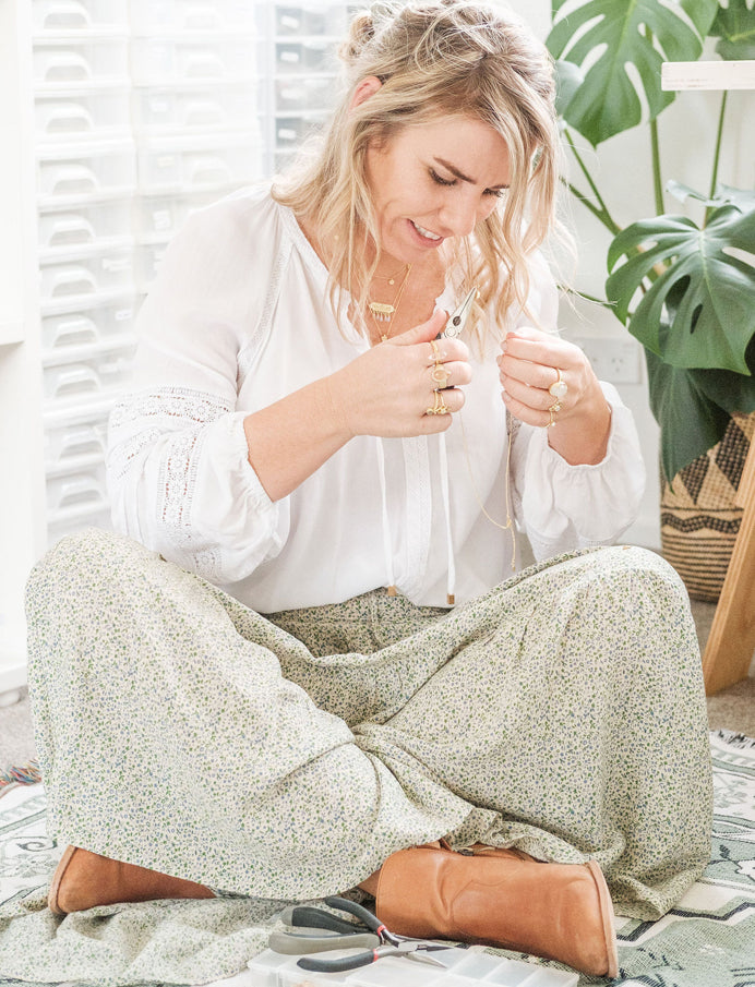 Cloud Nine Jewellery's founder Lee making jewellery