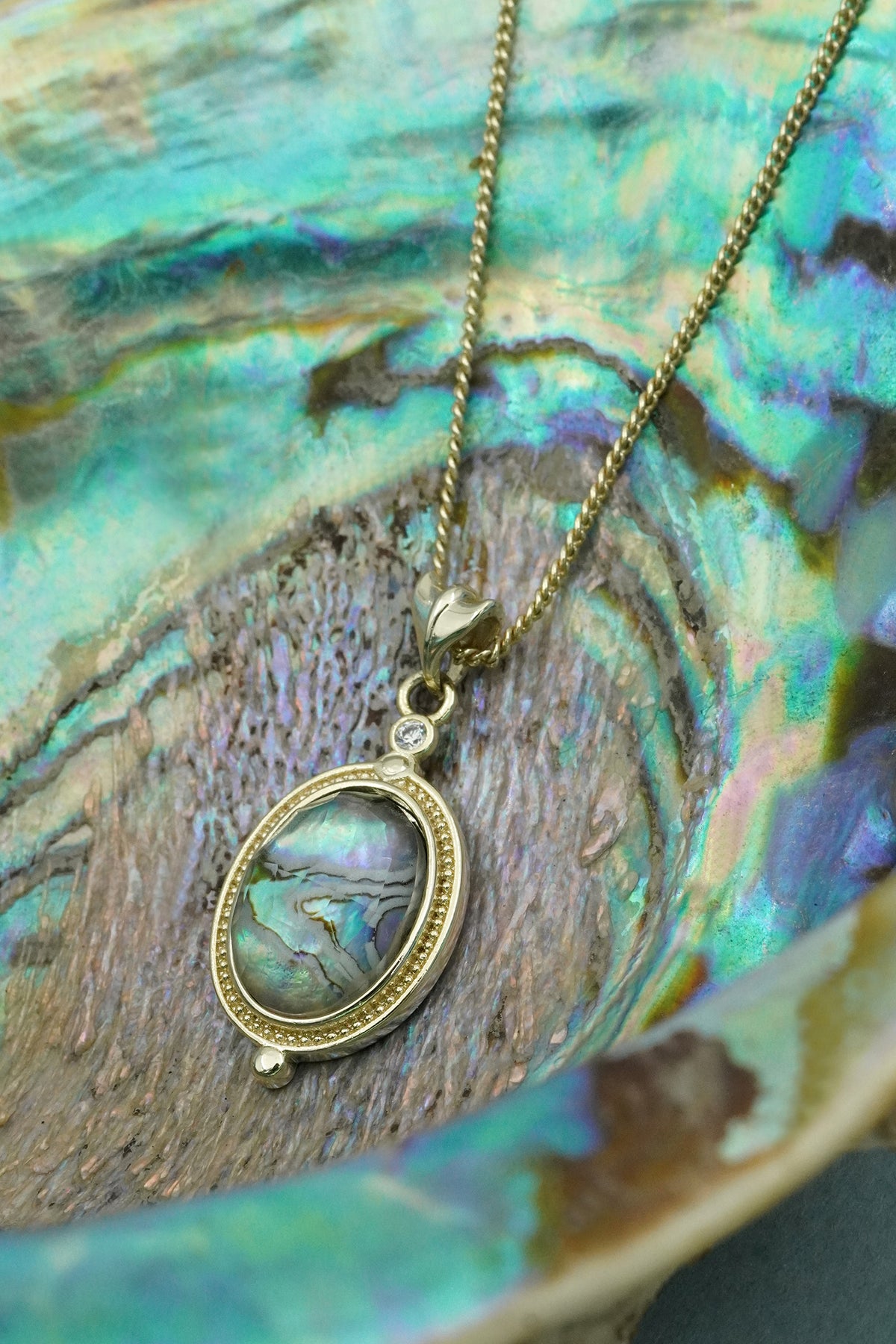 Gold Hidden Light Pāua Necklace