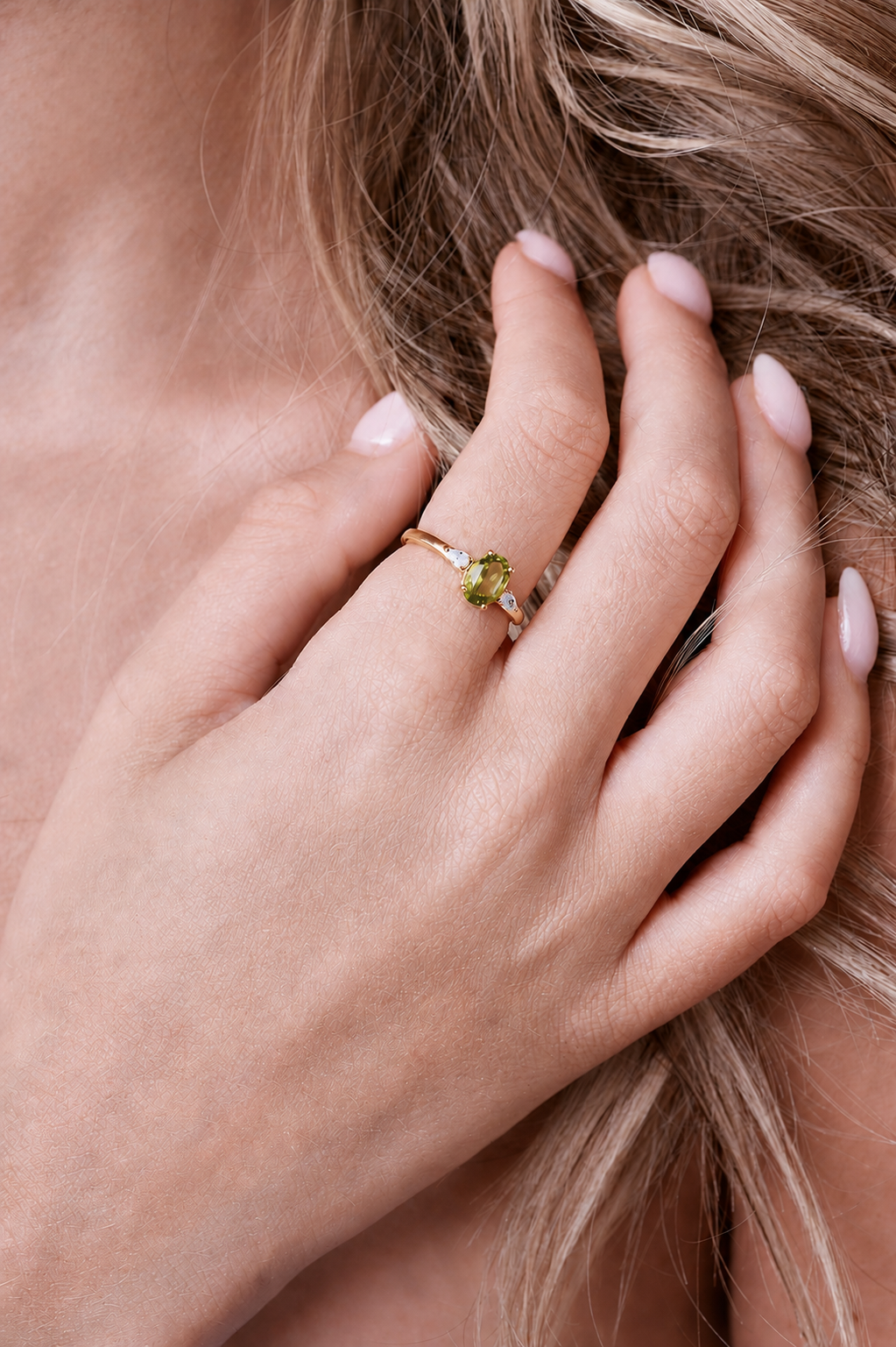 August Birthstone Ring - Gold