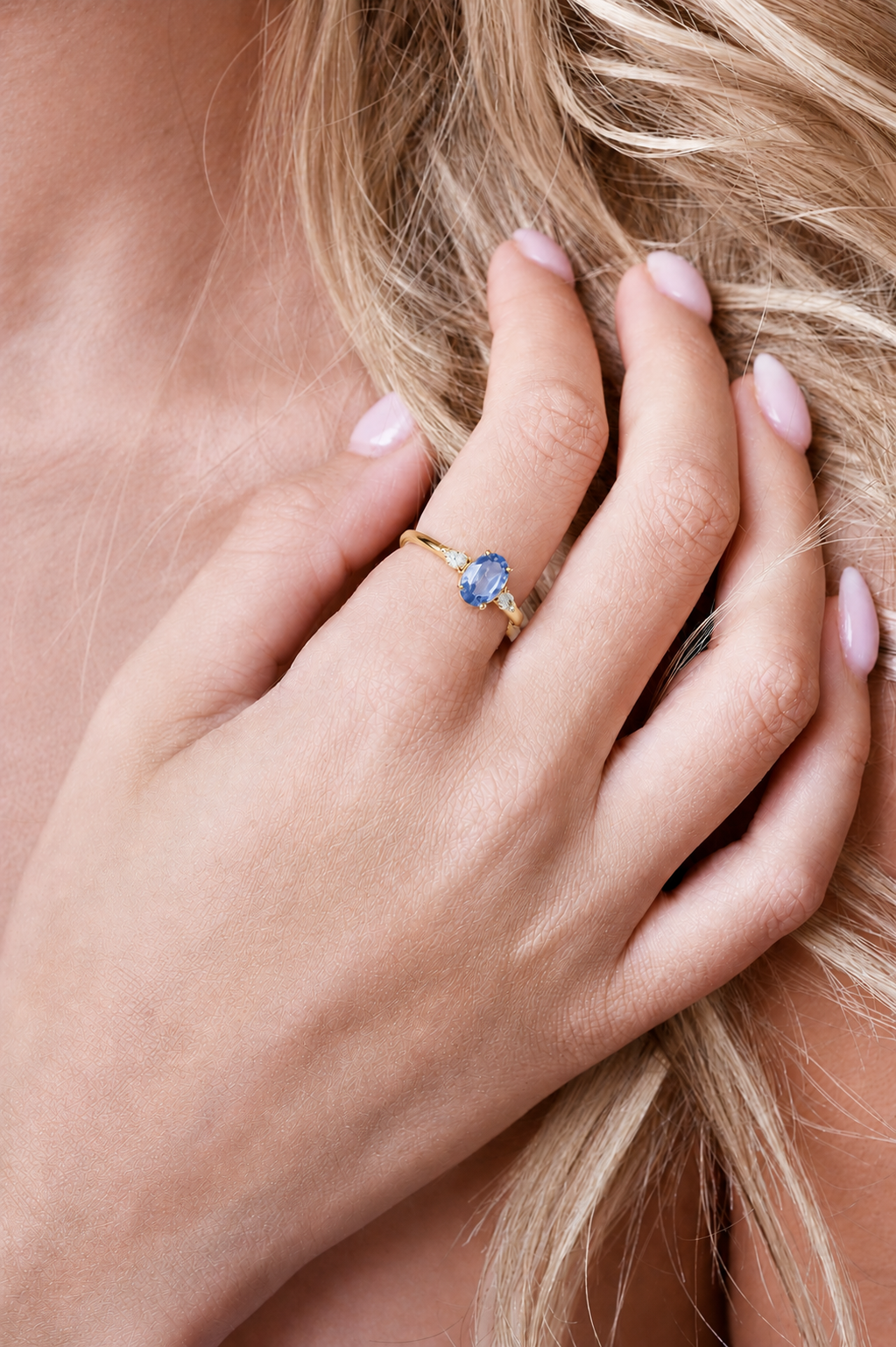 December Birthstone Ring - Gold