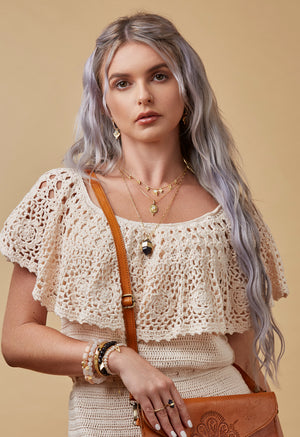Be The Light Pendant Necklace - Gold