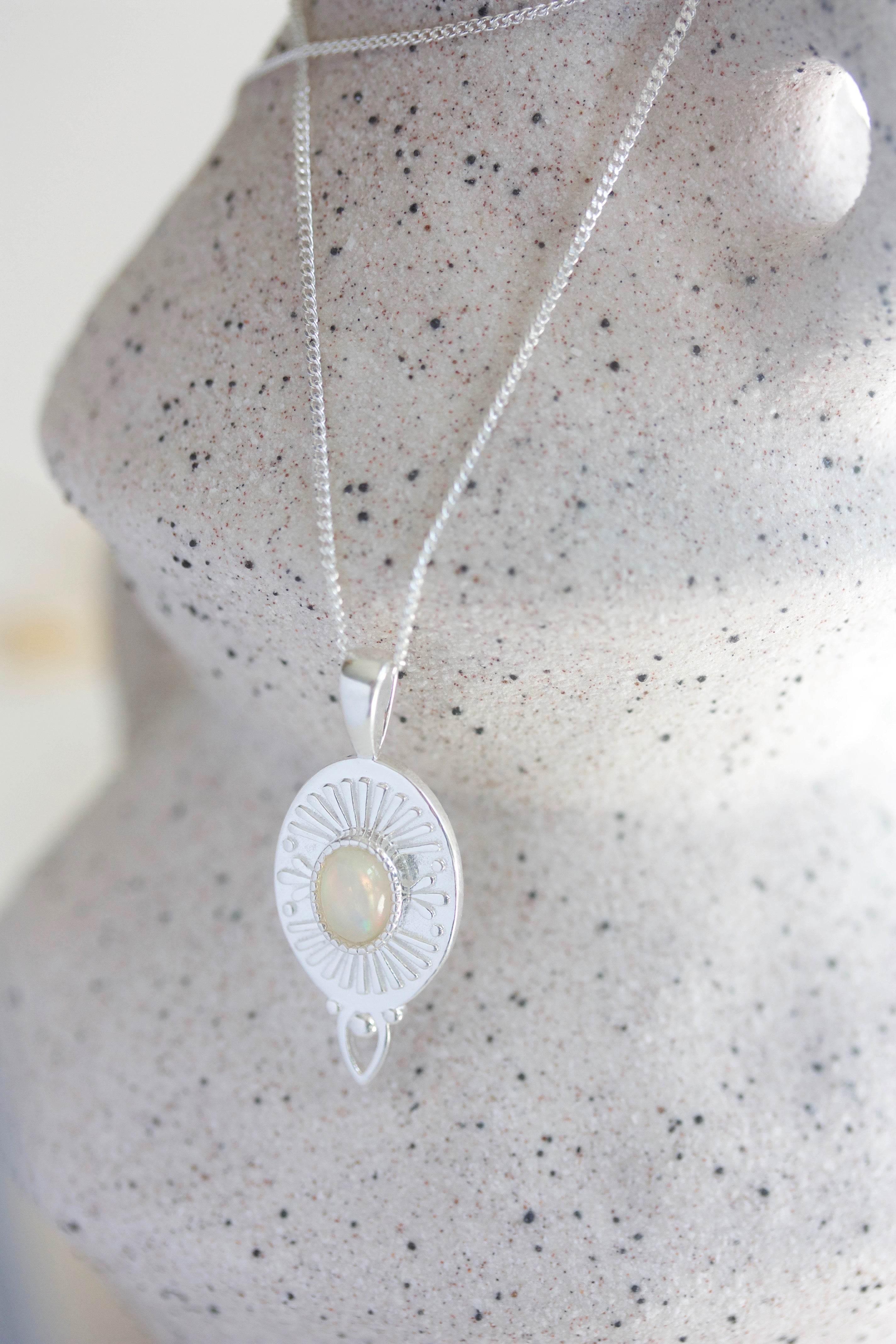 Be The Light Pendant Necklace - Silver