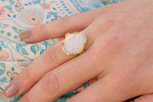 Large Moonstone gemstone Ring 
